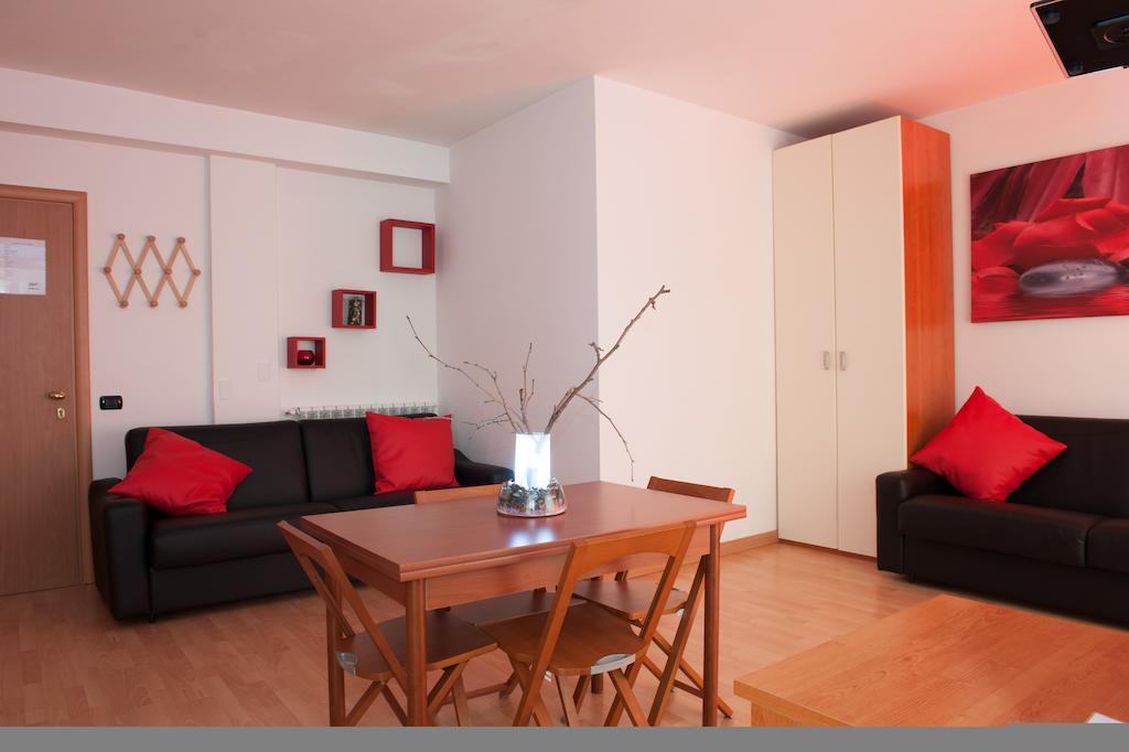 Casa Vacanze House Eden Roma Esterno foto
