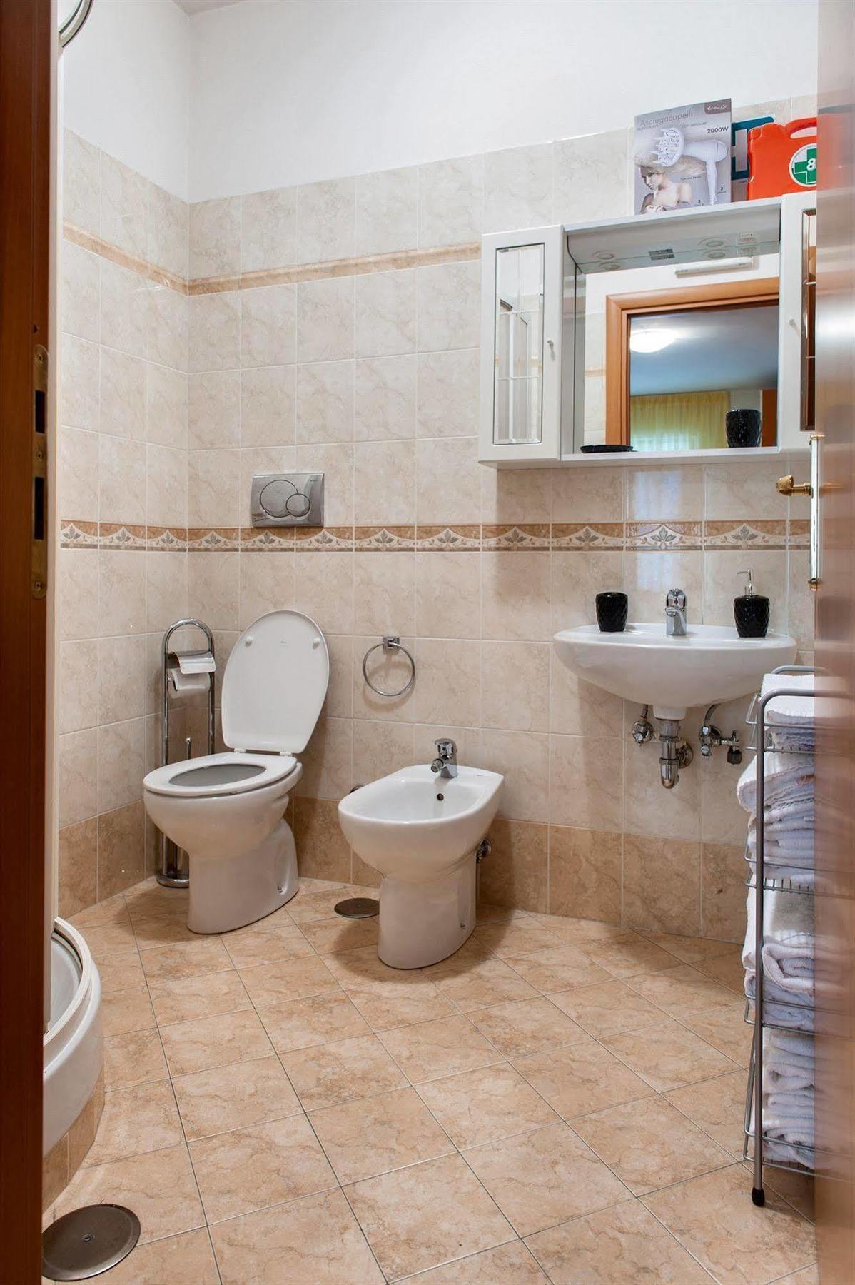 Casa Vacanze House Eden Roma Esterno foto